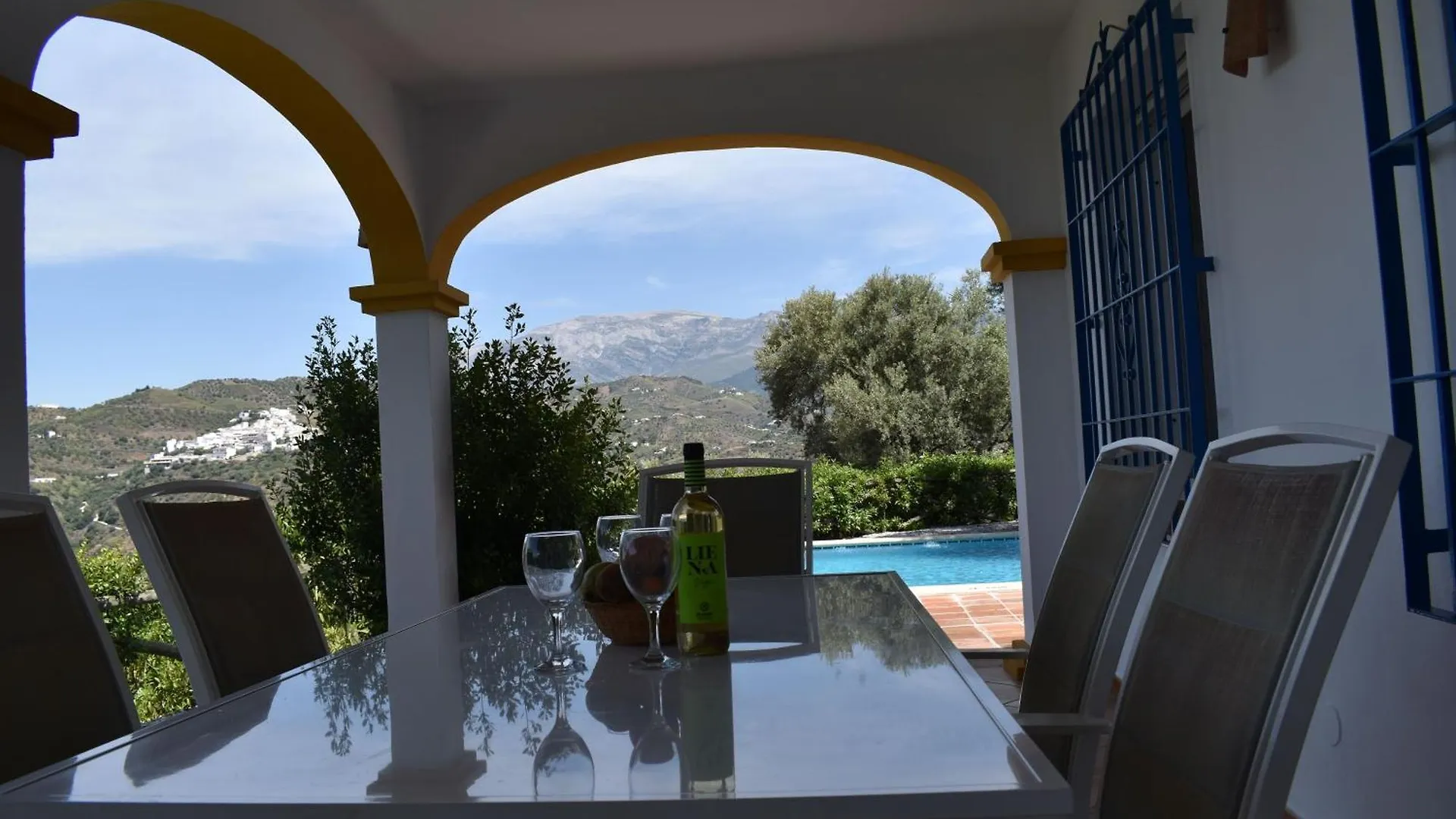 Holiday home Villa Mit Privatem Pool Sayalonga Spain