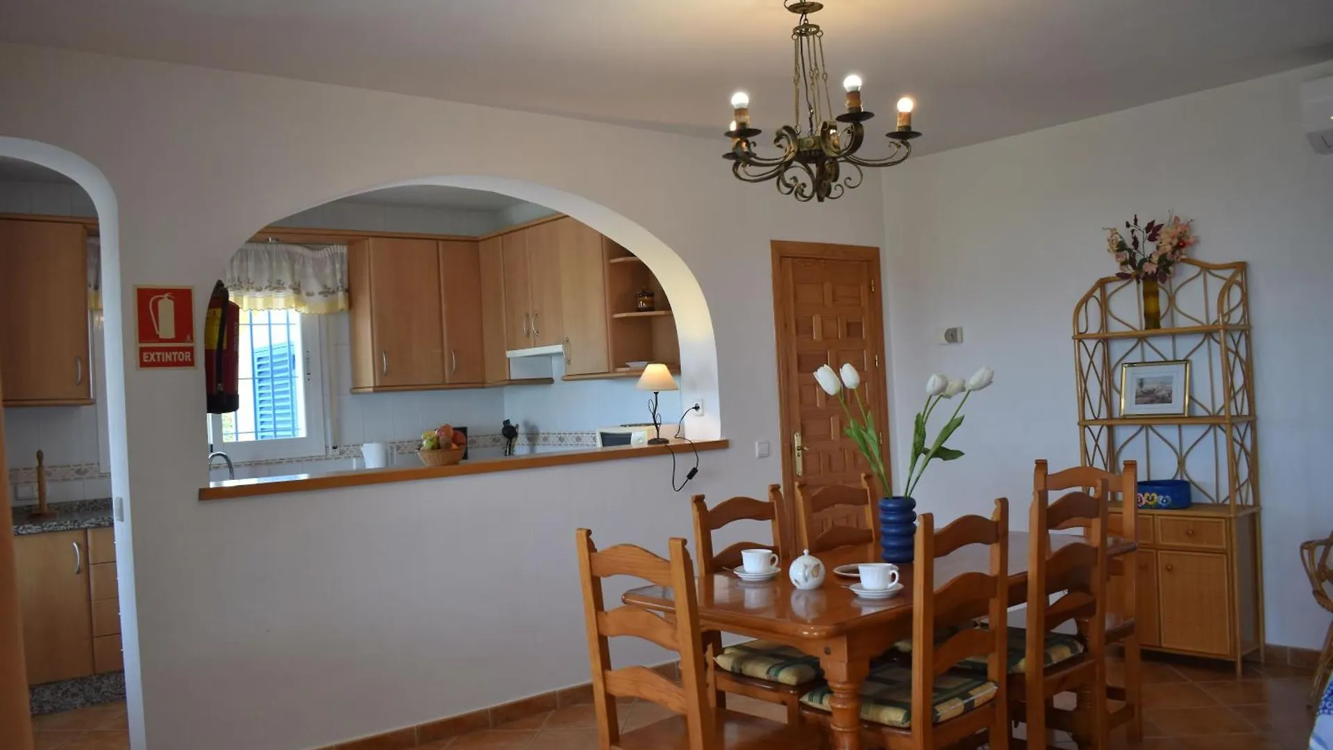 Villa Mit Privatem Pool Sayalonga 0*,