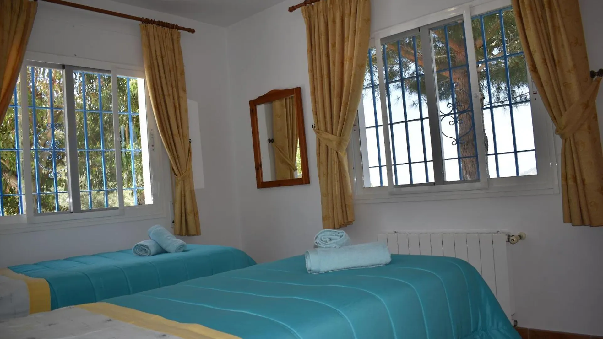 Villa Mit Privatem Pool Sayalonga Spain